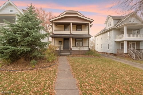 1646 Grace Ave, Lakewood, OH, 44107-4917 | Card Image