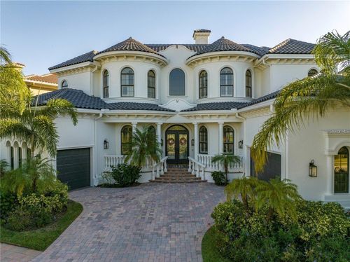 4133 Causeway Vista Dr, TAMPA, FL, 33615-5418 | Card Image