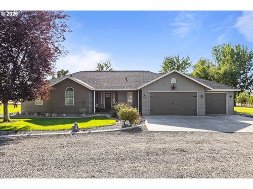 80422 Craig Rd, Hermiston, OR, 97838-6308 | Card Image