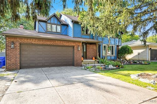 90 Maplewood Ave, West Seneca, NY, 14224-1516 | Card Image