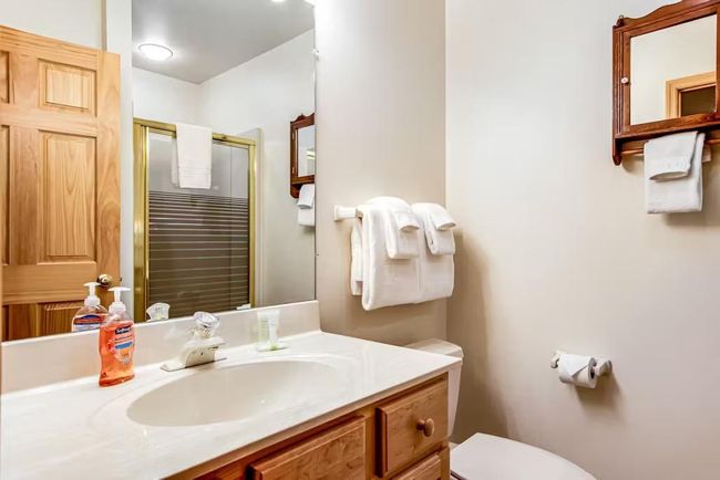 12784 Red Maple Rd, House other with 4 bedrooms, 3 bathrooms and null parking in MANITOWISH WATERS WI | Image 26