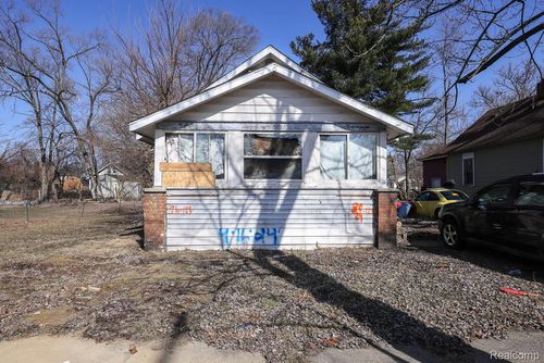 1721 New York Ave, Flint, MI, 48506-3332 | Card Image