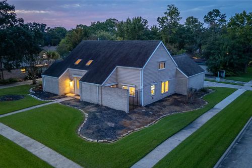 16402 Clearcrest Dr, Houston, TX, 77059-6510 | Card Image