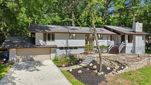1102 Melrose Street, Bowling Green, OH, 43402 | Card Image