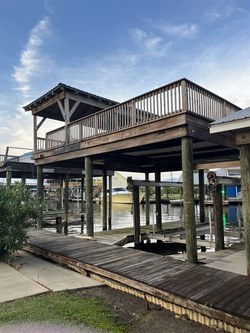 126 Constantin Dr, Golden Meadow, LA, 70357 | Card Image