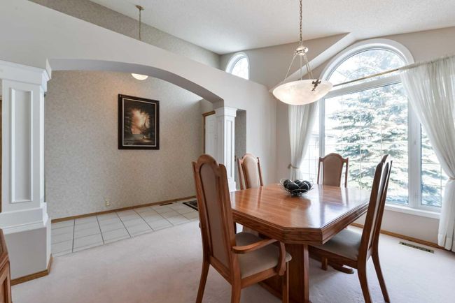 2281 Sirocco Drive Sw, Home with 3 bedrooms, 2 bathrooms and 4 parking in Calgary AB | Image 18