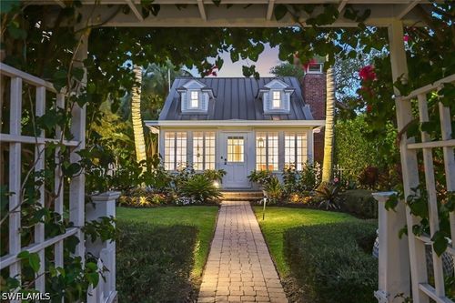 356 11th Ave S, Naples, FL, 34102-7024 | Card Image