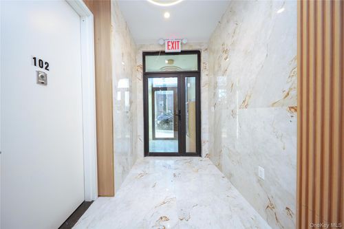 301-42 Saull St, Flushing, NY, 11355-4919 | Card Image