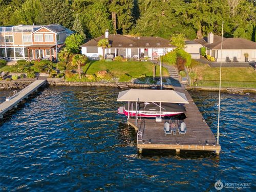 2045 Rose Point Ln, Kirkland, WA, 98033-4810 | Card Image