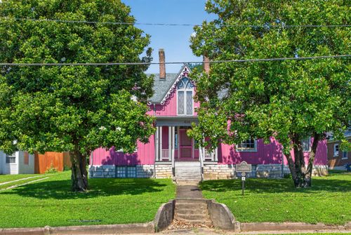 414 N Main St, Harrodsburg, KY, 40330 | Card Image