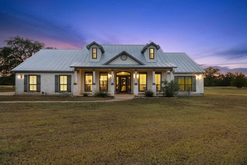 501 East Trl, Spicewood, TX, 78669-8605 | Card Image