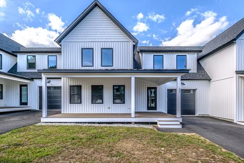 6-23 Fairway Common Dr, Gorham, ME, 04038-2833 | Card Image