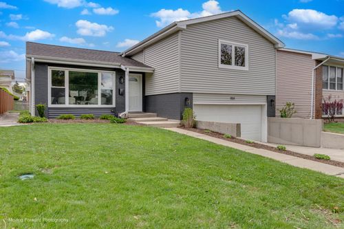 959 S Fern Ave, Elmhurst, IL, 60126-5306 | Card Image