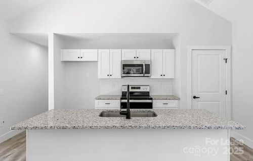 501 E Robinson St, Dallas, NC, 28034-2138 | Card Image