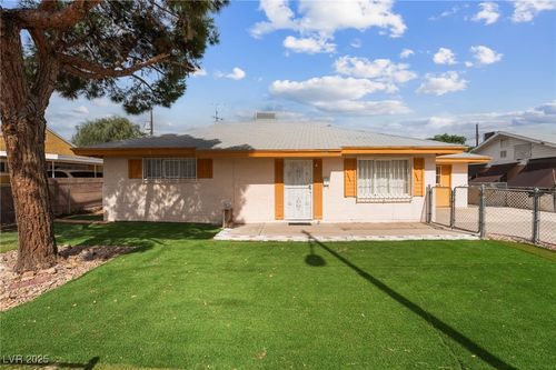 2013 Franklin Ave, Las Vegas, NV, 89104-2029 | Card Image