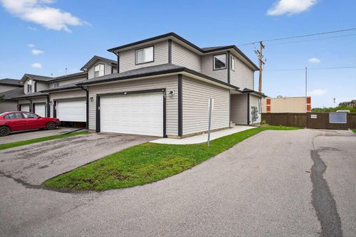 21-102 Canoe Square Sw, Airdrie, AB, T4B2Z1 | Card Image