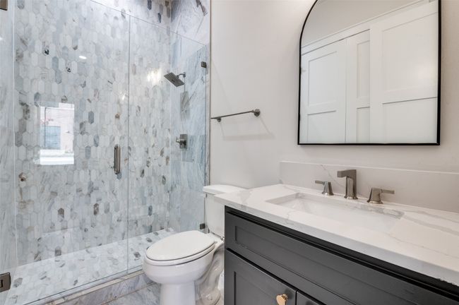 124 - 235 E Nash St, Condo with 3 bedrooms, 4 bathrooms and null parking in Grapevine TX | Image 18