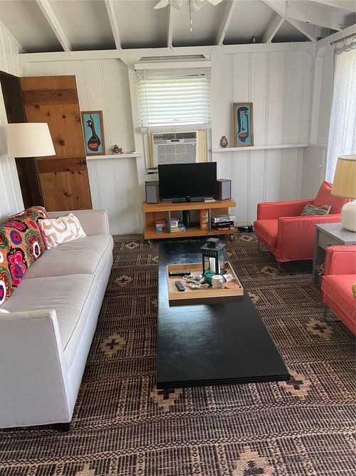 80 Pond Point Rd, Westhampton Beach, NY, 11978-2938 | Card Image