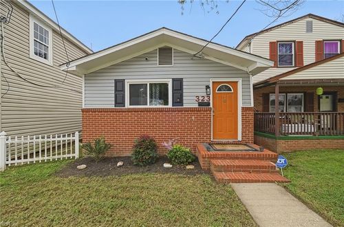 323 Pine Ave, Newport News, VA, 23607-4938 | Card Image
