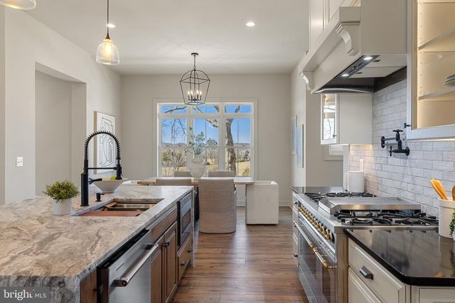 7039 Silk Rd, House other with 6 bedrooms, 5 bathrooms and null parking in JEFFERSONTON VA | Image 24
