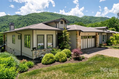 110 Plateau Dr, Maggie Valley, NC, 28751-0317 | Card Image