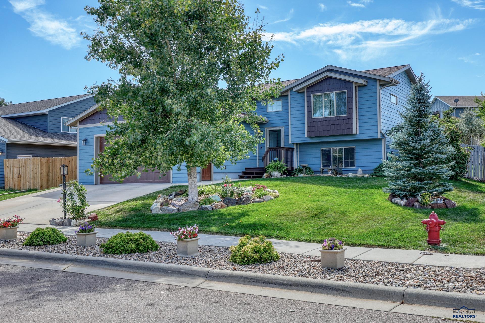 Eli Dr, Rapid City, SD 57701