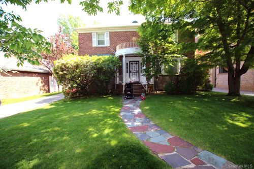 18714 Aberdeen Road, New York, NY, 11432 | Card Image