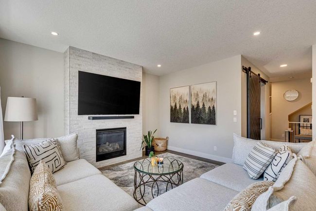 47 Mahogany Cape Se, House other with 3 bedrooms, 3 bathrooms and 4 parking in Calgary AB | Image 17