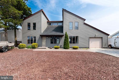 813 Cable Dr, FORKED RIVER, NJ, 08731-3005 | Card Image