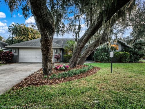 105 Watersedge Ln, Lake Placid, FL, 33852-7061 | Card Image