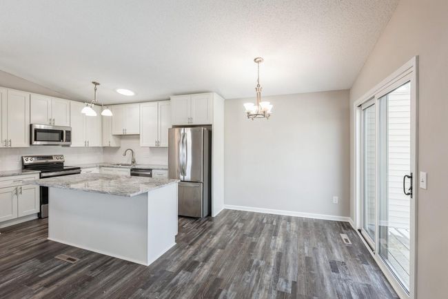 07_258476thStE_92_KitchenDiningRoom_Large.jpg | Image 8