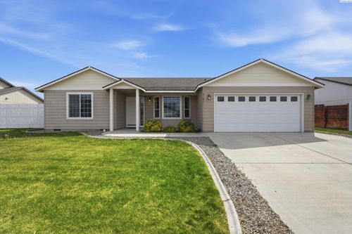 6101 Bulldog Ln, Pasco, WA, 99301-3000 | Card Image