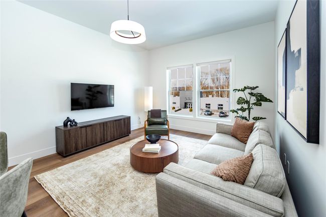 Hunter Douglas Top-Down/Bottom-Up shades on every window. | Image 21