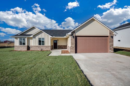 193 S Sycamore Dr, Valley Center, KS, 67147-1130 | Card Image