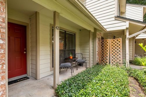 42-3801 Menchaca Rd, Austin, TX, 78704-6751 | Card Image