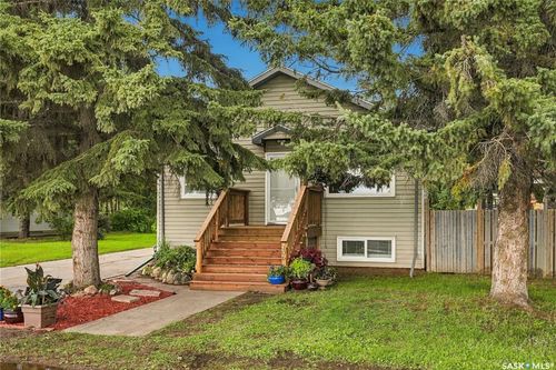106 5th Avenue W, Blaine Lake, SK, S0J0J0 | Card Image