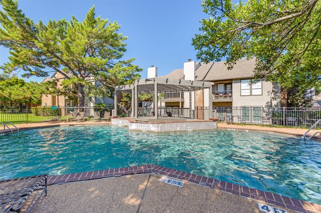 Sparking pool waters to cool you off on inevitable hot summer days! | Image 16