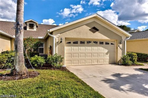 y-8207 Ibis Cove Cir, NAPLES, FL, 34119-7722 | Card Image