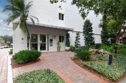 403-210 5th Ave S, St Petersburg, FL, 33701-4903 | Card Image