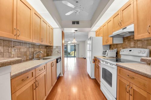 apt-j2-1705 Andros Isle, Coconut Creek, FL, 33066-2841 | Card Image