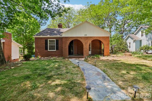 235 N 6th St, Albemarle, NC, 28001-4267 | Card Image