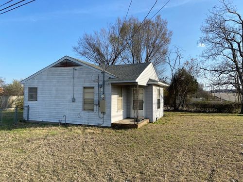 1502 S Beltline Road, Grand Prairie, TX, 75051 | Card Image