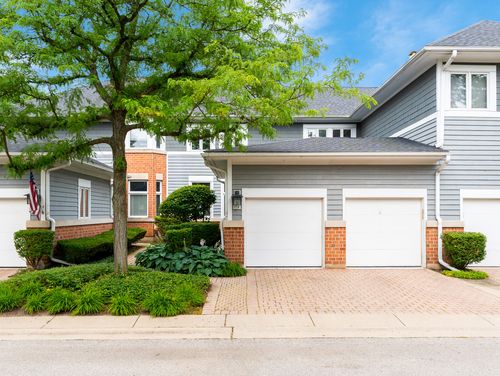 17 Mashie Ct, Woodridge, IL, 60517-1436 | Card Image