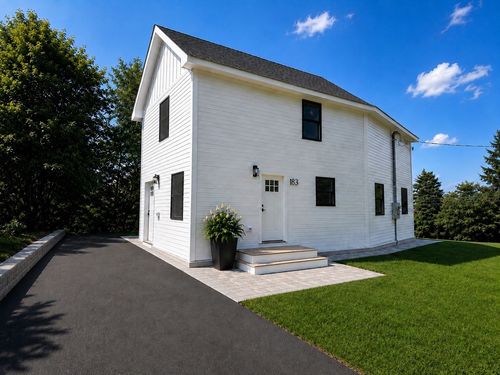 183-183 Saint Mary St, Needham, MA, 02494-3128 | Card Image