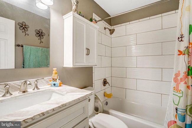 7721 Sullivan Cir, Townhouse with 3 bedrooms, 3 bathrooms and null parking in ALEXANDRIA VA | Image 25