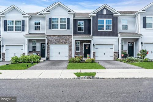 55 Peregrine Way, Burlington, NJ, 08016 | Card Image