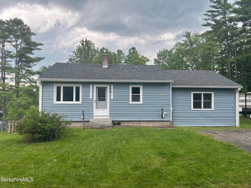 46 Summer St, Williamstown, MA, 01267-2252 | Card Image