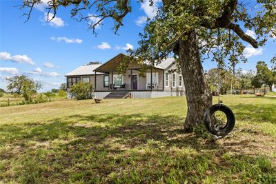 1142 Private Road 8010, House other with 3 bedrooms, 2 bathrooms and 4 parking in Giddings TX | Image 2