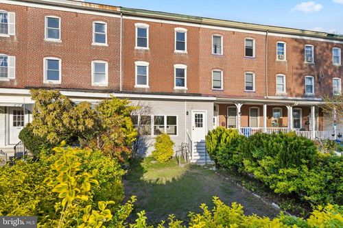 134 4th Ave, ROEBLING, NJ, 08554-1010 | Card Image