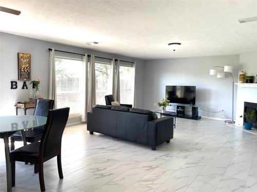 23126 S Waterlake Dr, Richmond, TX, 77406-7665 | Card Image